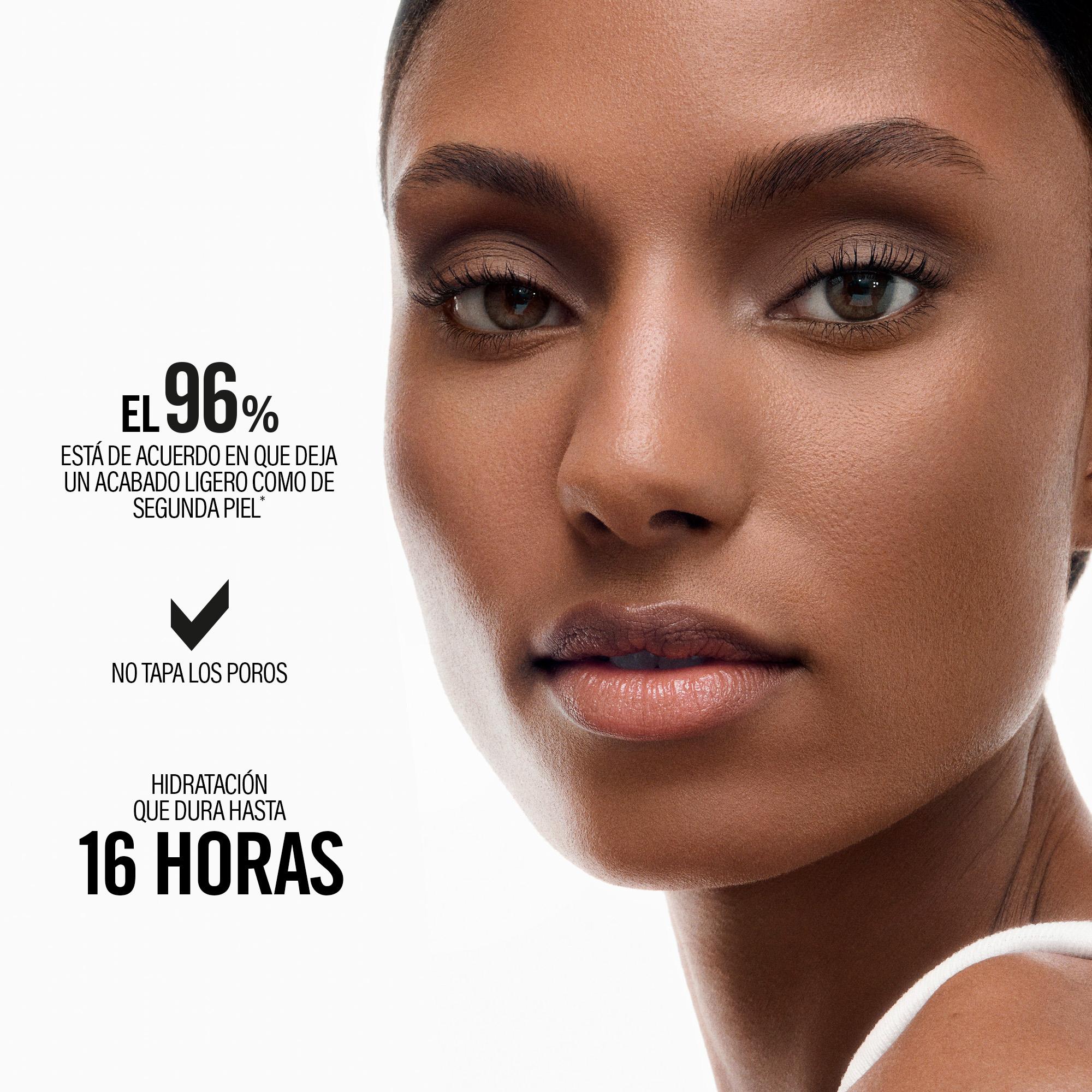 SURREALSKIN&reg; NATURAL FINISH FOUNDATION (BASE DE LARGA DURACI&Oacute;N CON ACABADO NATURAL)